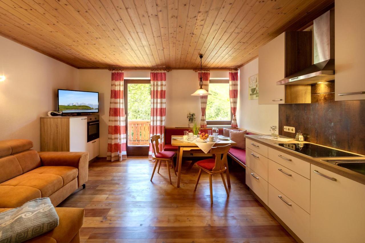 Bauernhof Klausbauer Apartment กรอสซาร์ล ภายนอก รูปภาพ